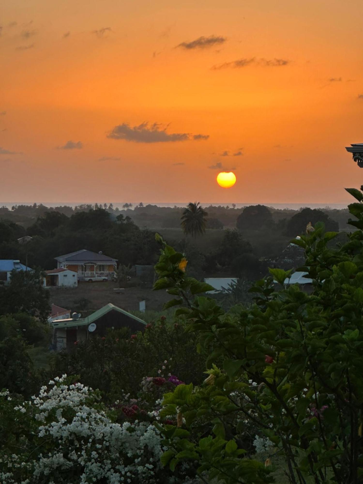 Gite Santa Maria Grand-Bourg  ภายนอก รูปภาพ